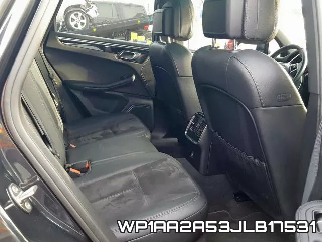 WP1AA2A53JLB17531_6.webp