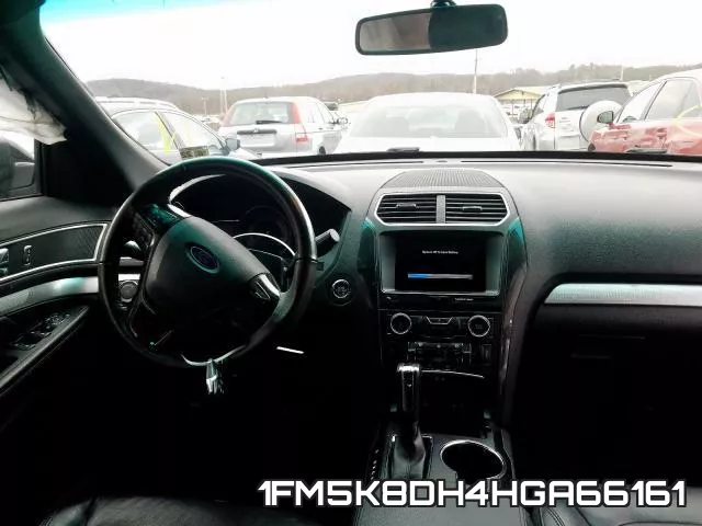 1FM5K8DH4HGA66161_9.webp