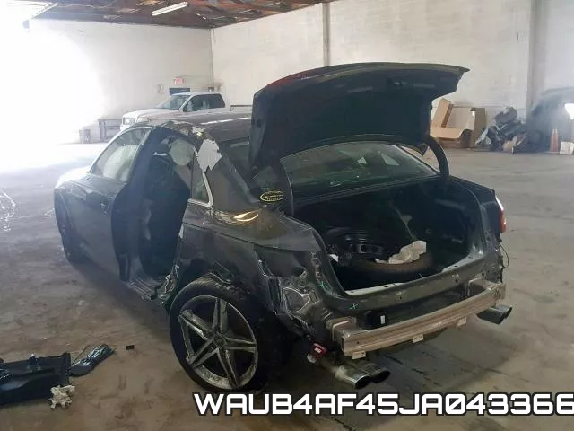 WAUB4AF45JA043366_3.webp