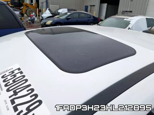 1FADP3H23HL212895_9.webp