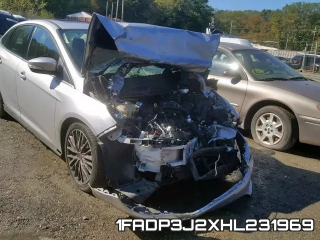 1FADP3J2XHL231969_9.webp