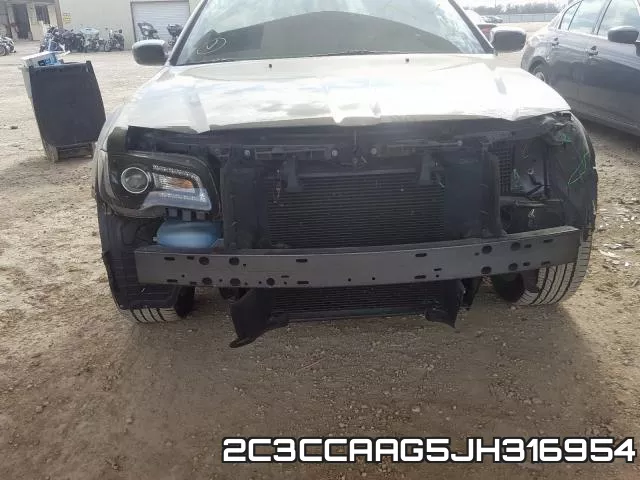 2C3CCAAG5JH316954_9.webp