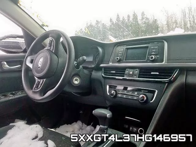 5XXGT4L37HG146957_9.webp
