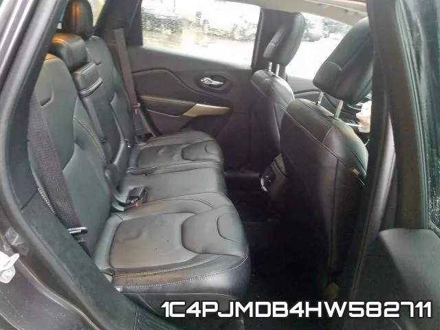 1C4PJMDB4HW582711_6.webp