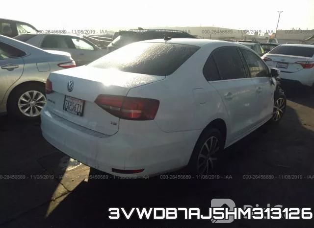 3VWDB7AJ5HM313126_4.webp