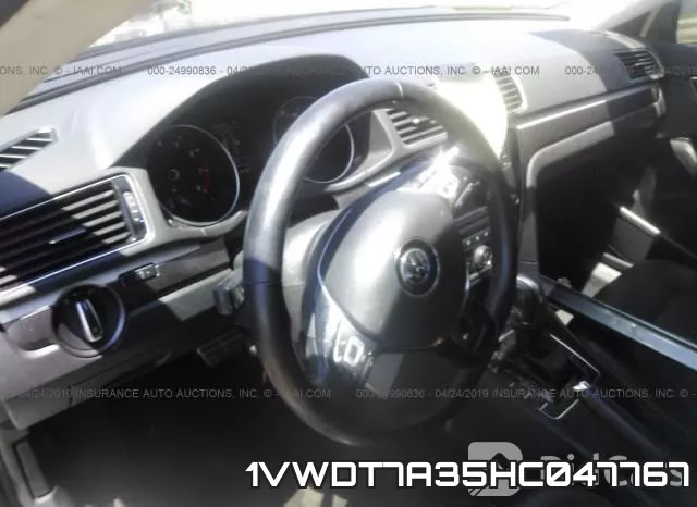 1VWDT7A35HC047767_5.webp