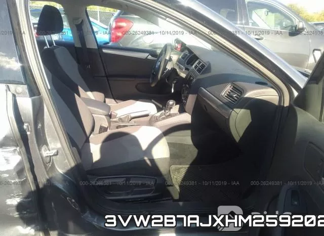 3VW2B7AJXHM259202