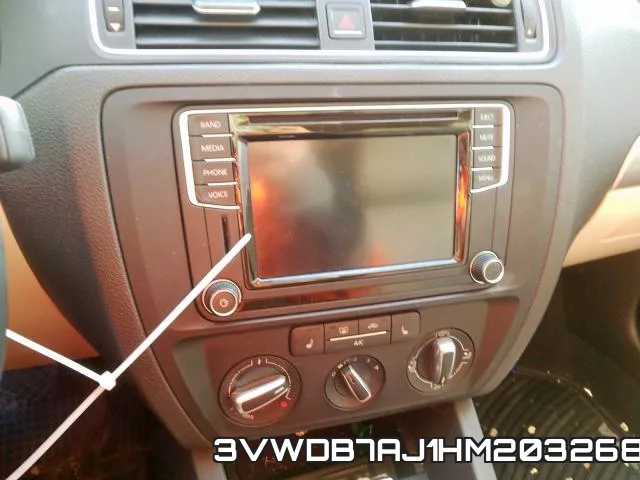 3VWDB7AJ1HM203268