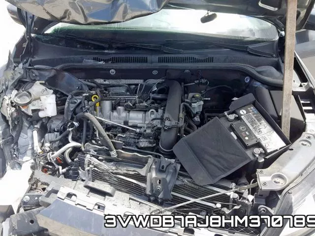 3VWDB7AJ8HM370789_7.webp