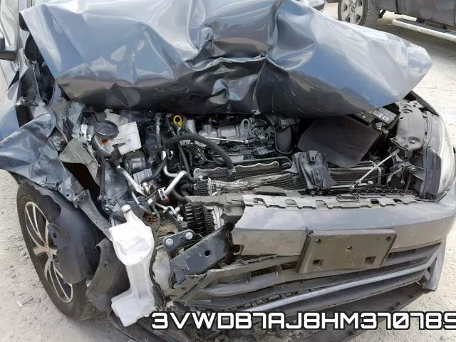 3VWDB7AJ8HM370789_9.webp