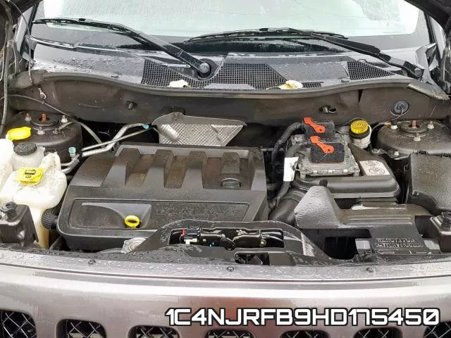 1C4NJRFB9HD175450_7.webp
