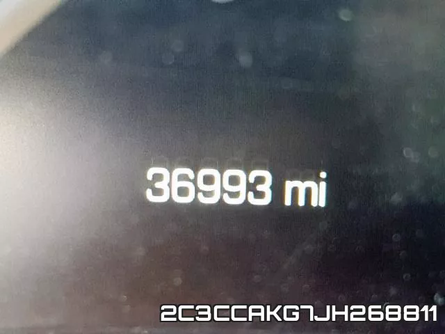2C3CCAKG7JH268811_8.webp