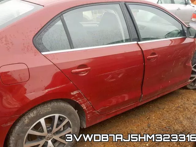 3VWDB7AJ5HM323316_9.webp