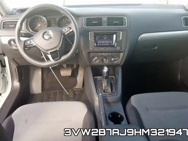 3VW2B7AJ9HM321947_9.webp