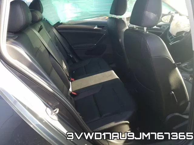 3VWD17AU9JM767365_6.webp