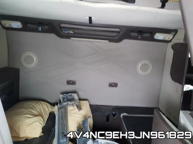 4V4NC9EH3JN961829_6.webp