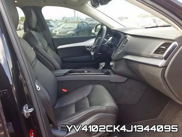 YV4102CK4J1344095_5.webp