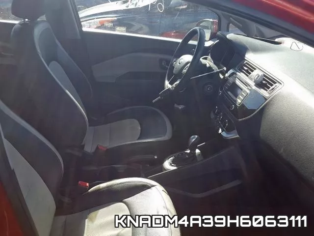 KNADM4A39H6063111_5.webp