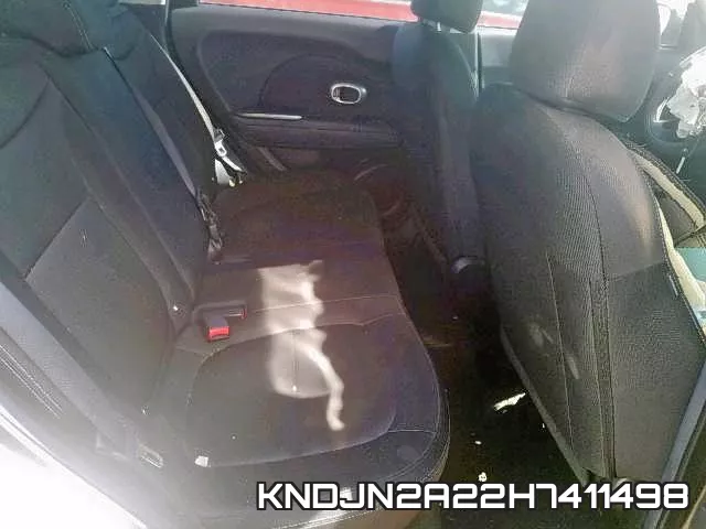 KNDJN2A22H7411498_6.webp