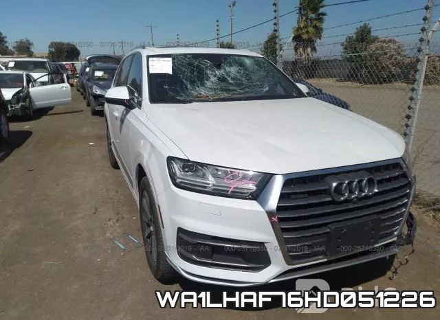 WA1LHAF76HD051226_1.webp