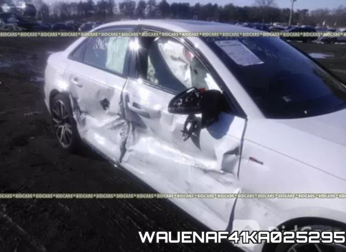 WAUENAF41KA025295
