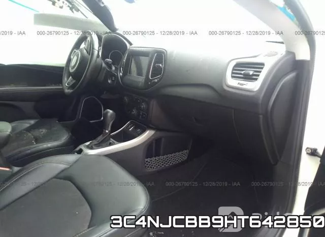 3C4NJCBB9HT642850_5.webp