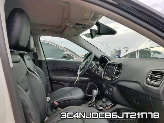 3C4NJDCB6JT211778_5.webp