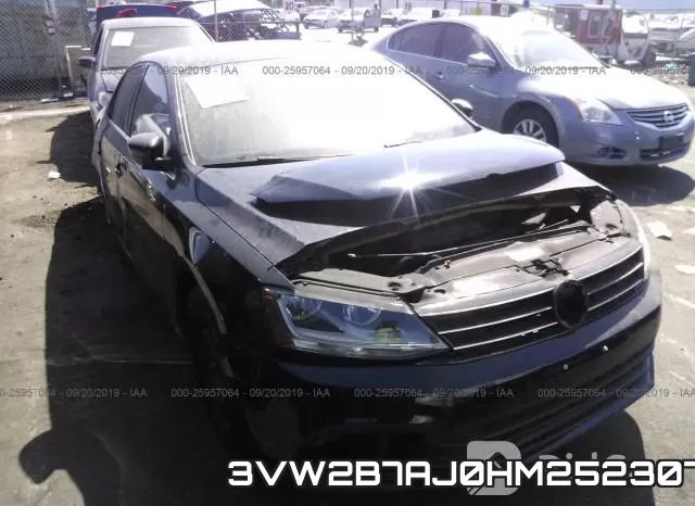 3VW2B7AJ0HM252307_1.webp