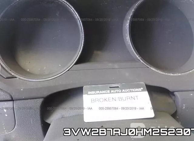 3VW2B7AJ0HM252307_7.webp