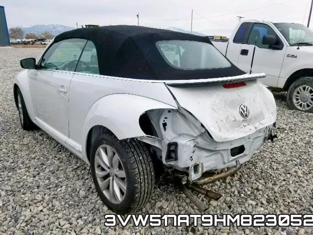 3VW517AT9HM823052_3.webp
