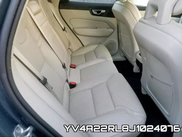 YV4A22RL8J1024076_6.webp