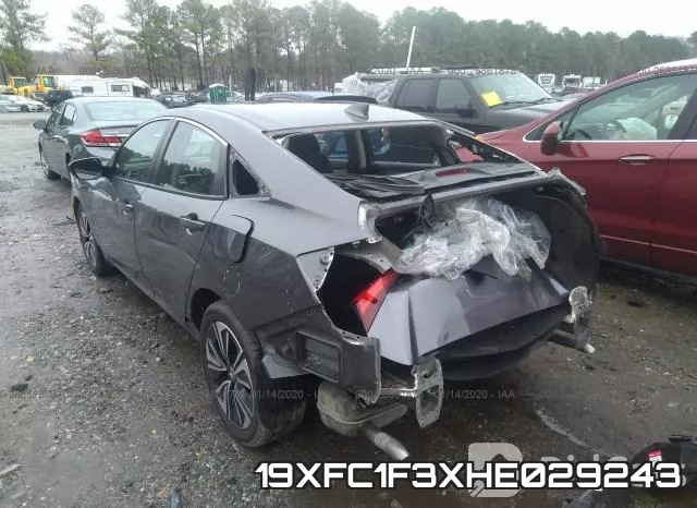 19XFC1F3XHE029243_3.webp