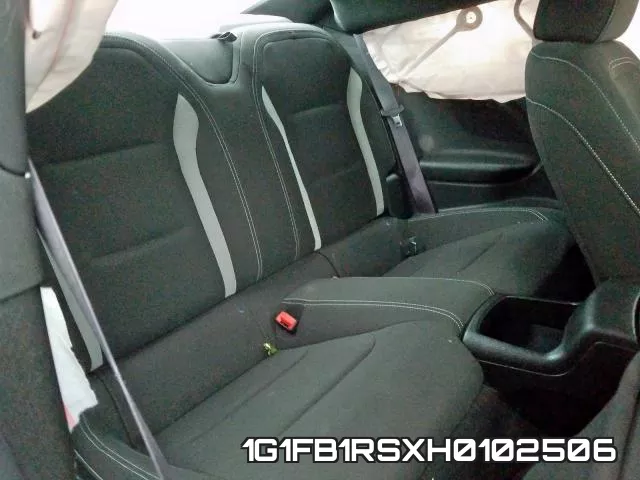 1G1FB1RSXH0102506_6.webp