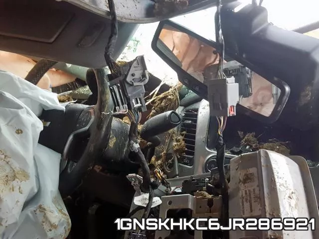 1GNSKHKC6JR286921_8.webp