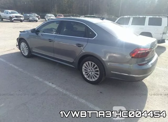 1VWBT7A31HC004454_3.webp