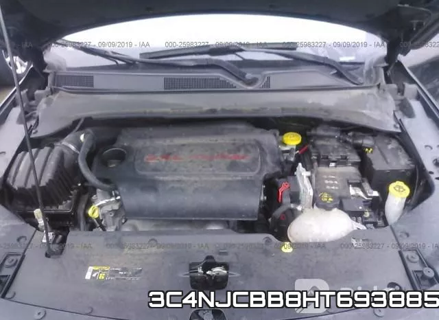 3C4NJCBB8HT693885_10.webp