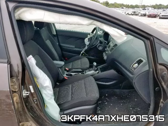 3KPFK4A7XHE075315_5.webp