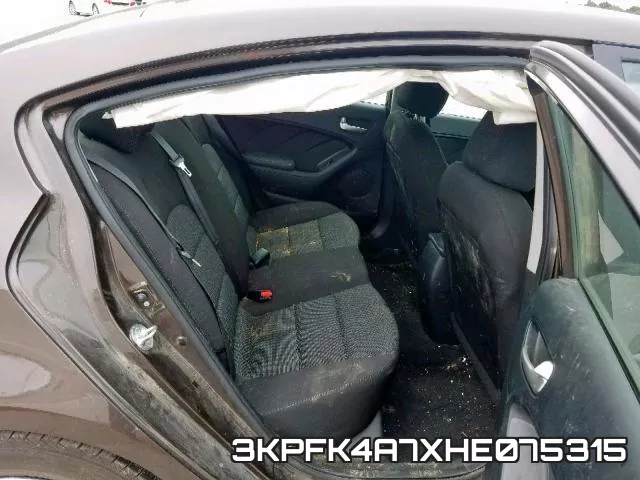 3KPFK4A7XHE075315_6.webp