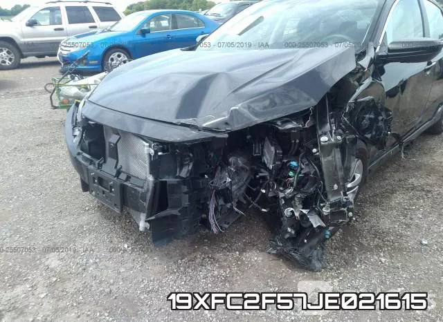 19XFC2F57JE021615_6.webp