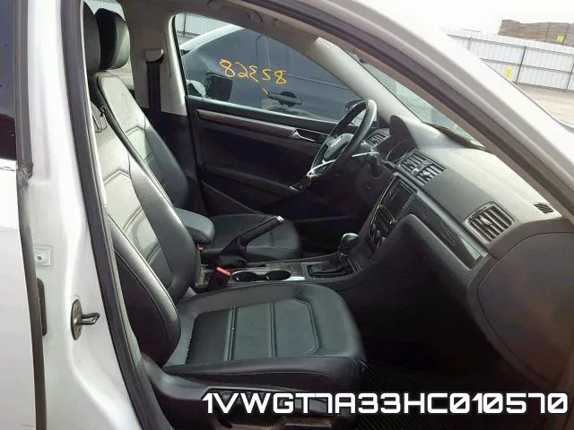 1VWGT7A33HC010570_5.webp