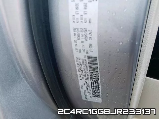 2C4RC1GG8JR233137_10.webp