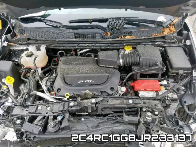 2C4RC1GG8JR233137_7.webp