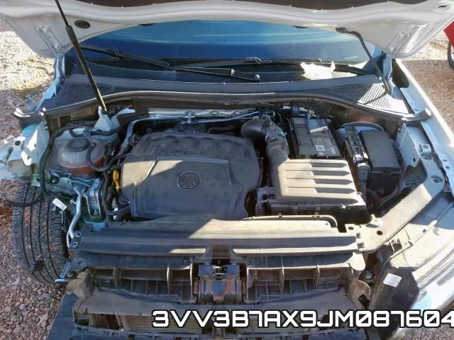 3VV3B7AX9JM087604_7.webp