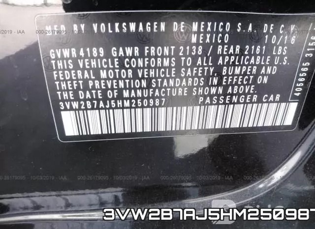 3VW2B7AJ5HM250987_9.webp