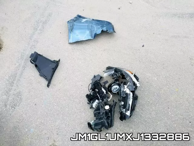 JM1GL1UMXJ1332886_9.webp