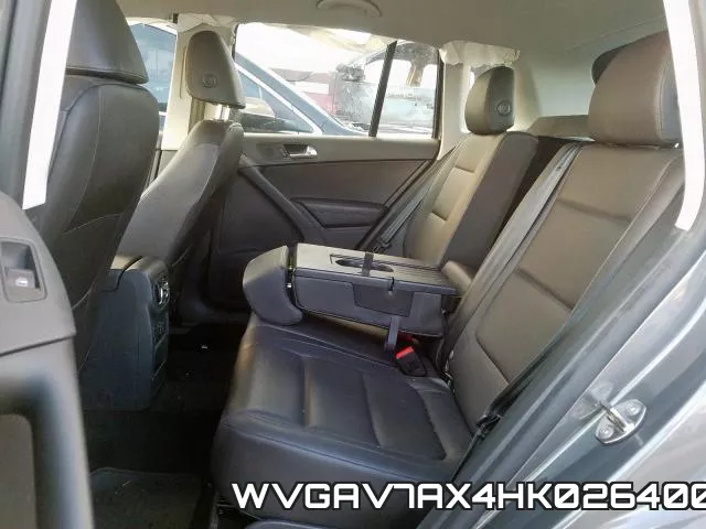 WVGAV7AX4HK026400_6.webp