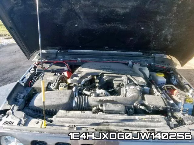 1C4HJXDG0JW140256_7.webp