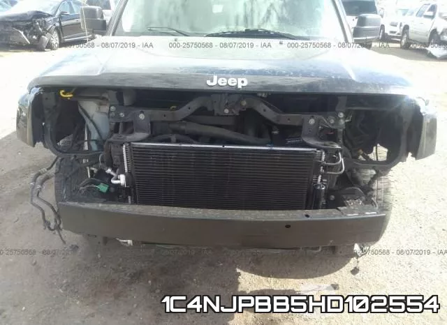 1C4NJPBB5HD102554_6.webp