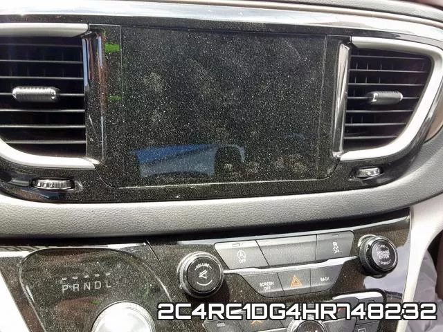 2C4RC1DG4HR748232_9.webp