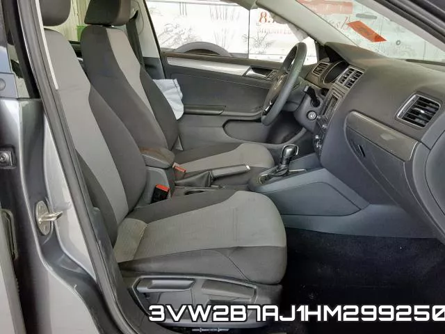 3VW2B7AJ1HM299250_5.webp